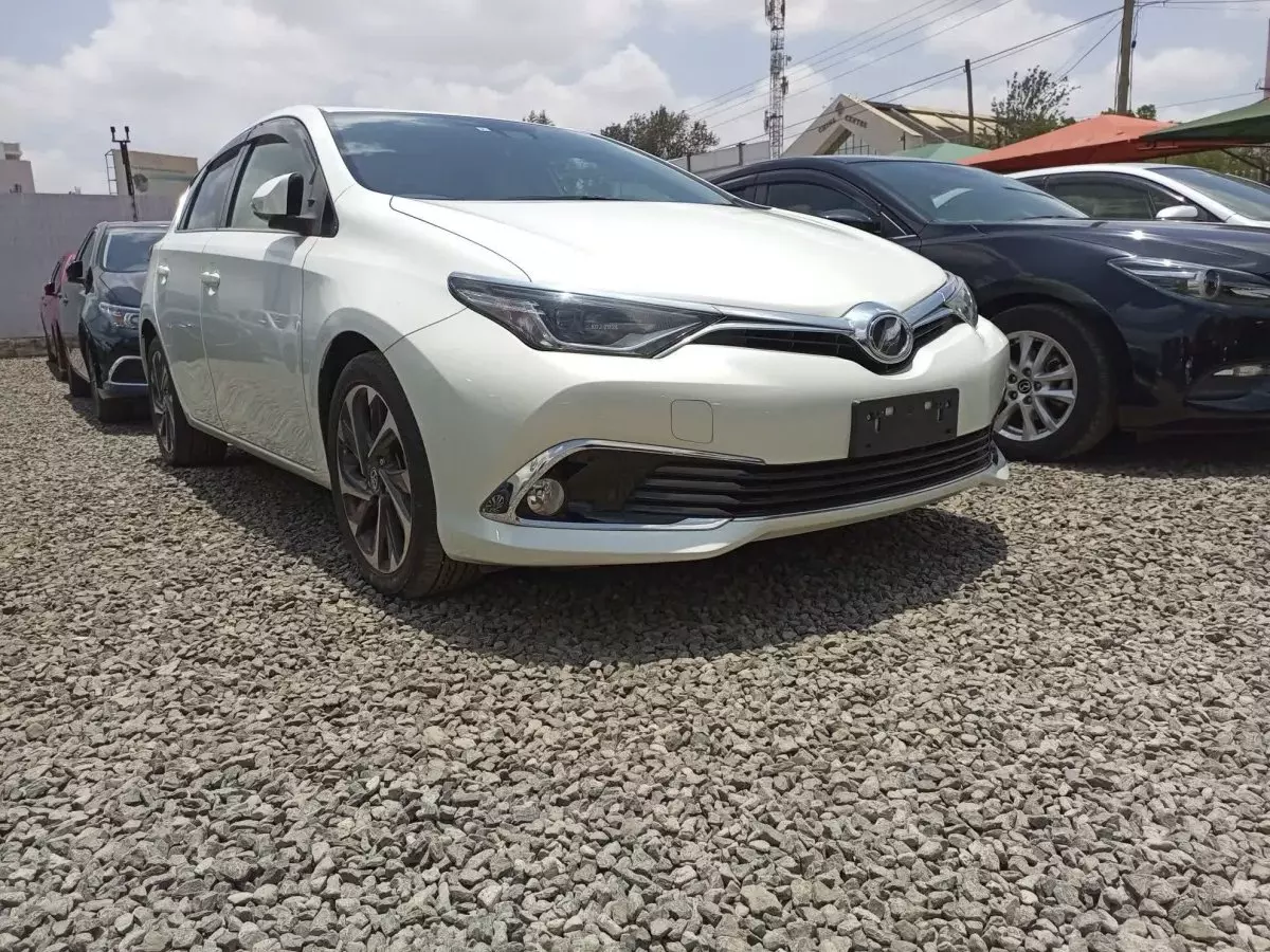Toyota Auris - 2015