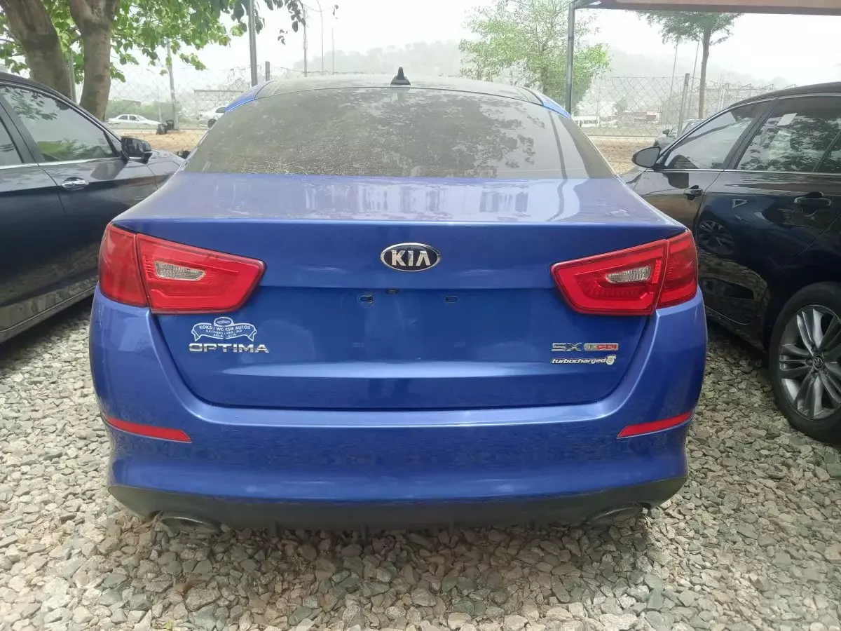 car Back