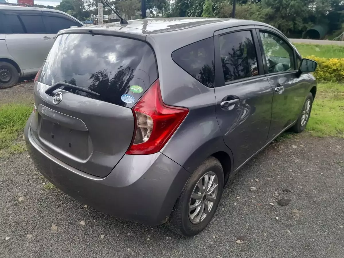 car Right Back