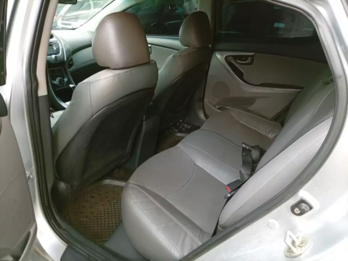 interiorBack
