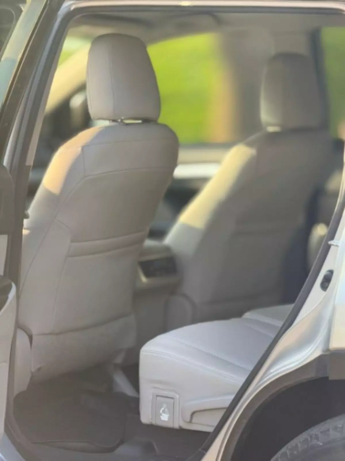interiorBack