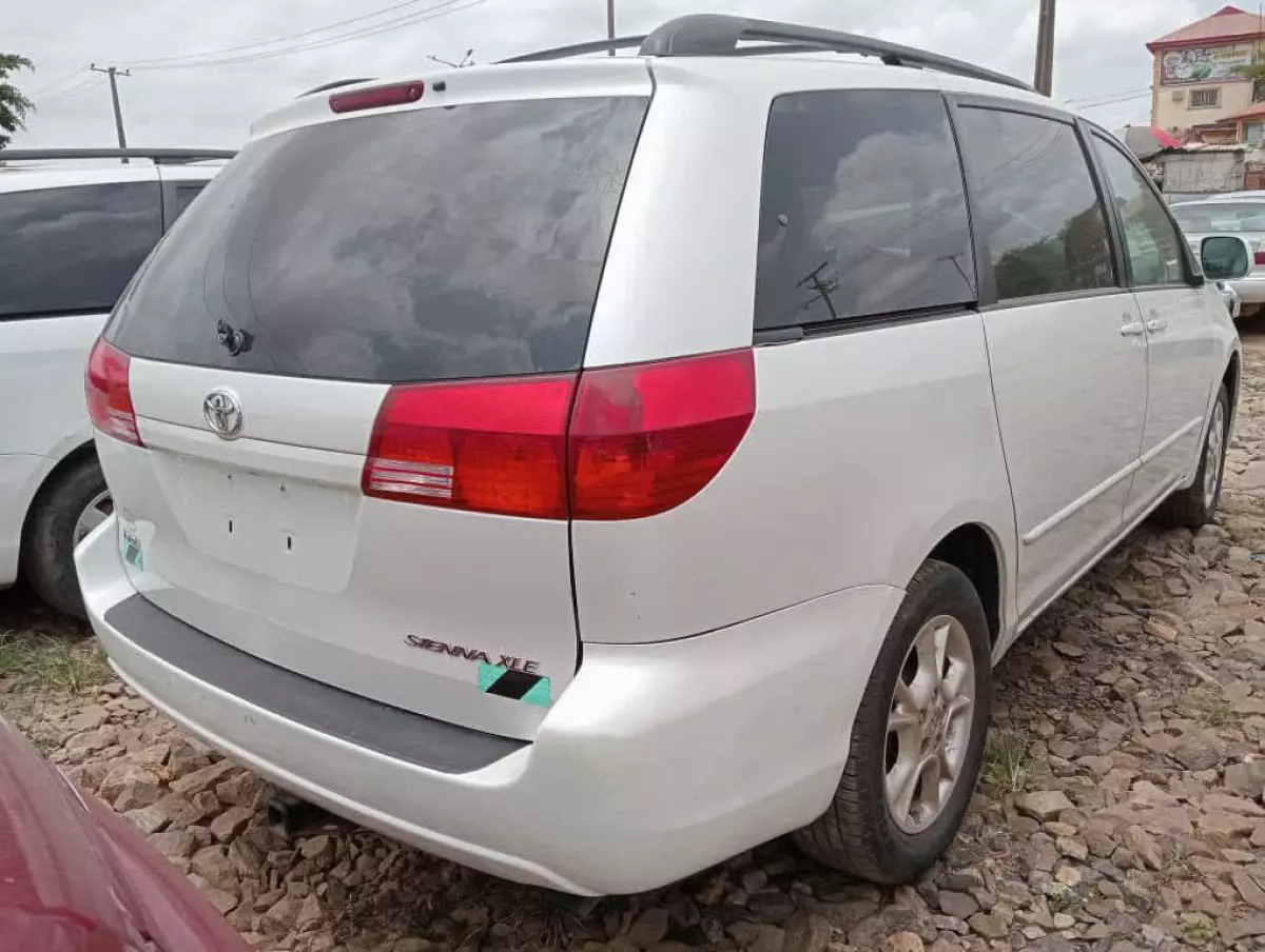 car Back