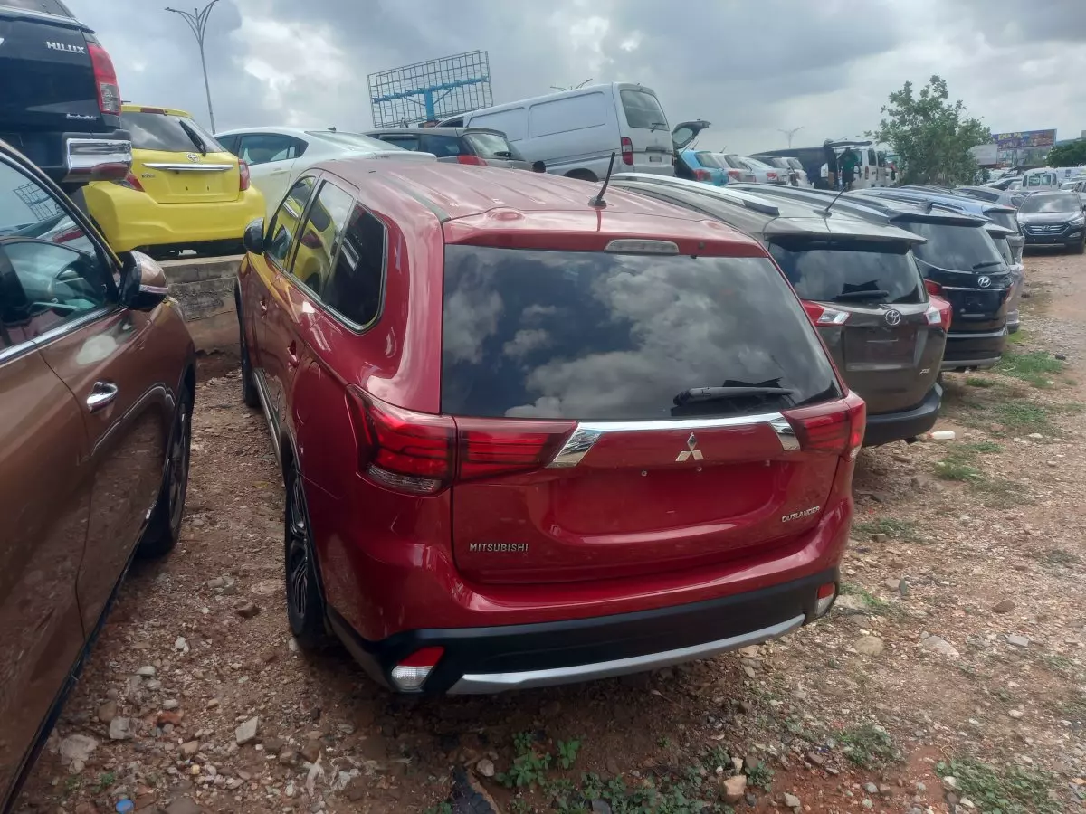 car Back
