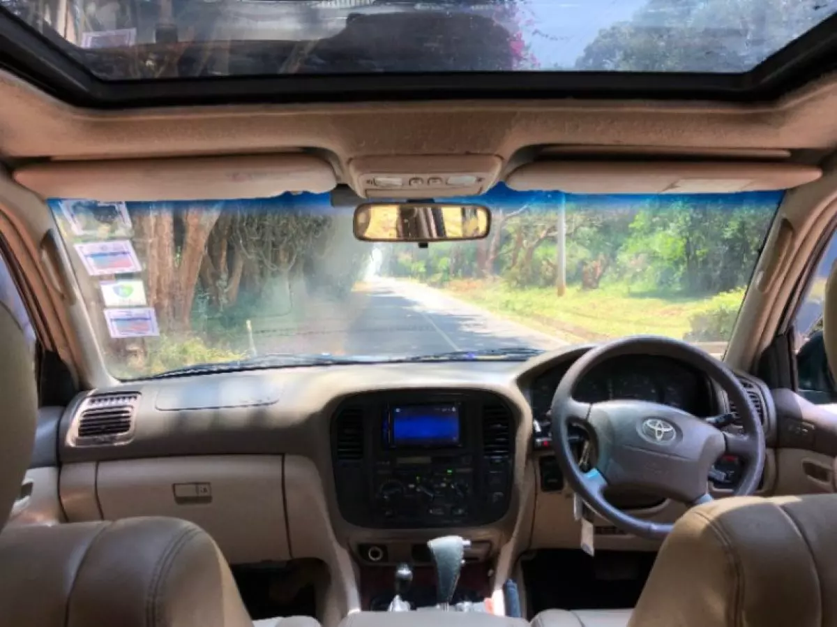 interiorFront