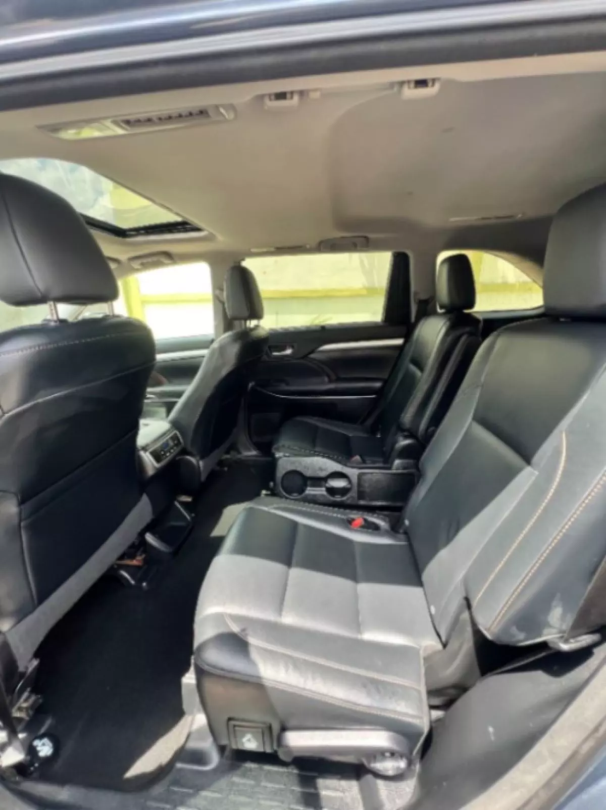 interiorBack