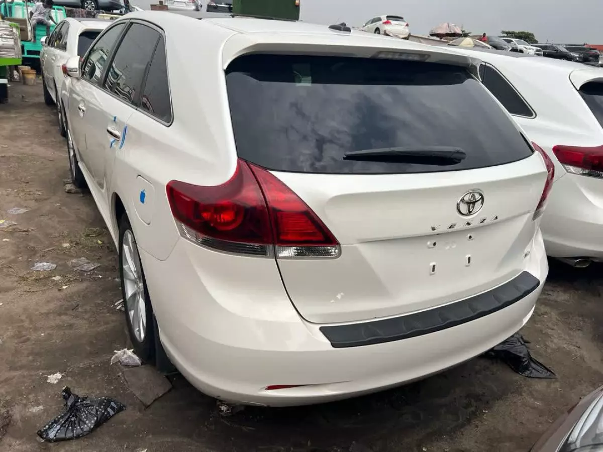 car Left Back