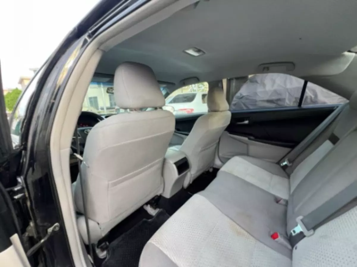 interiorBack