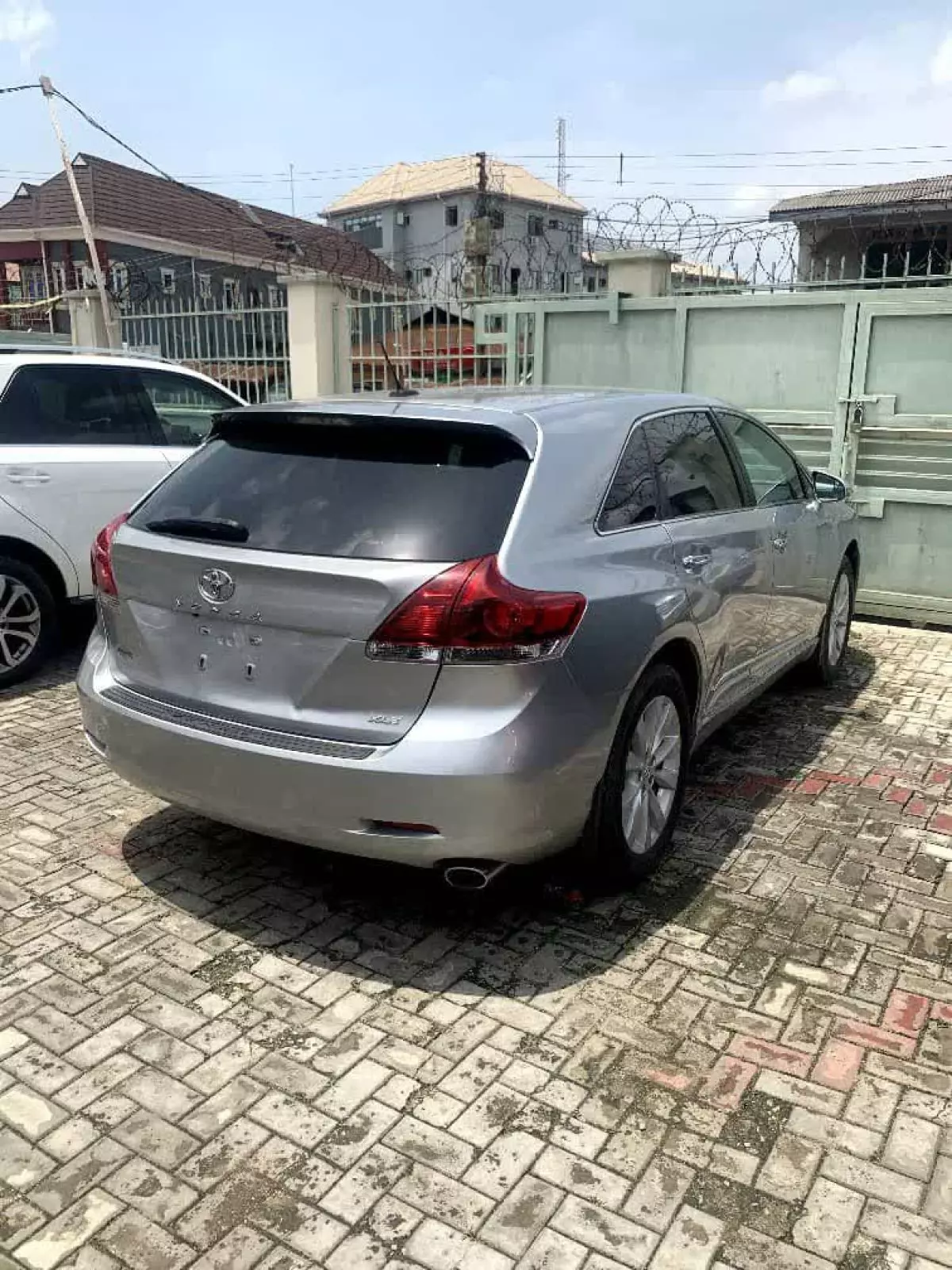car Right Back
