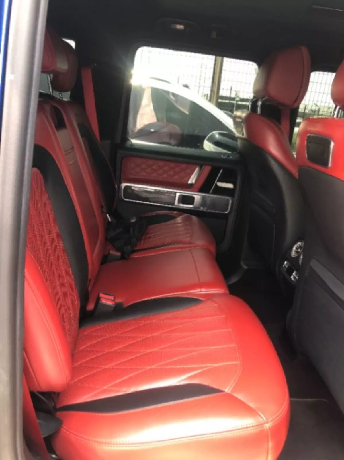 interiorBack