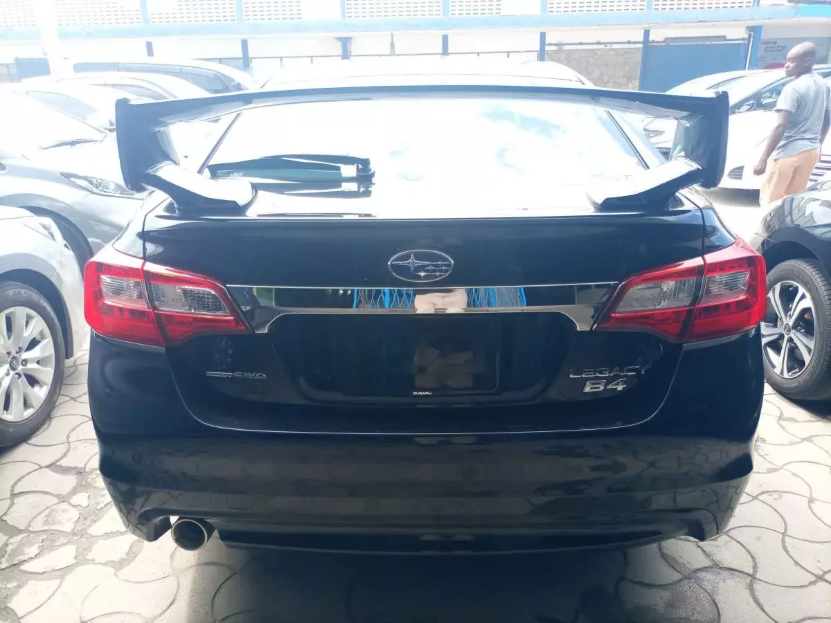 car Back