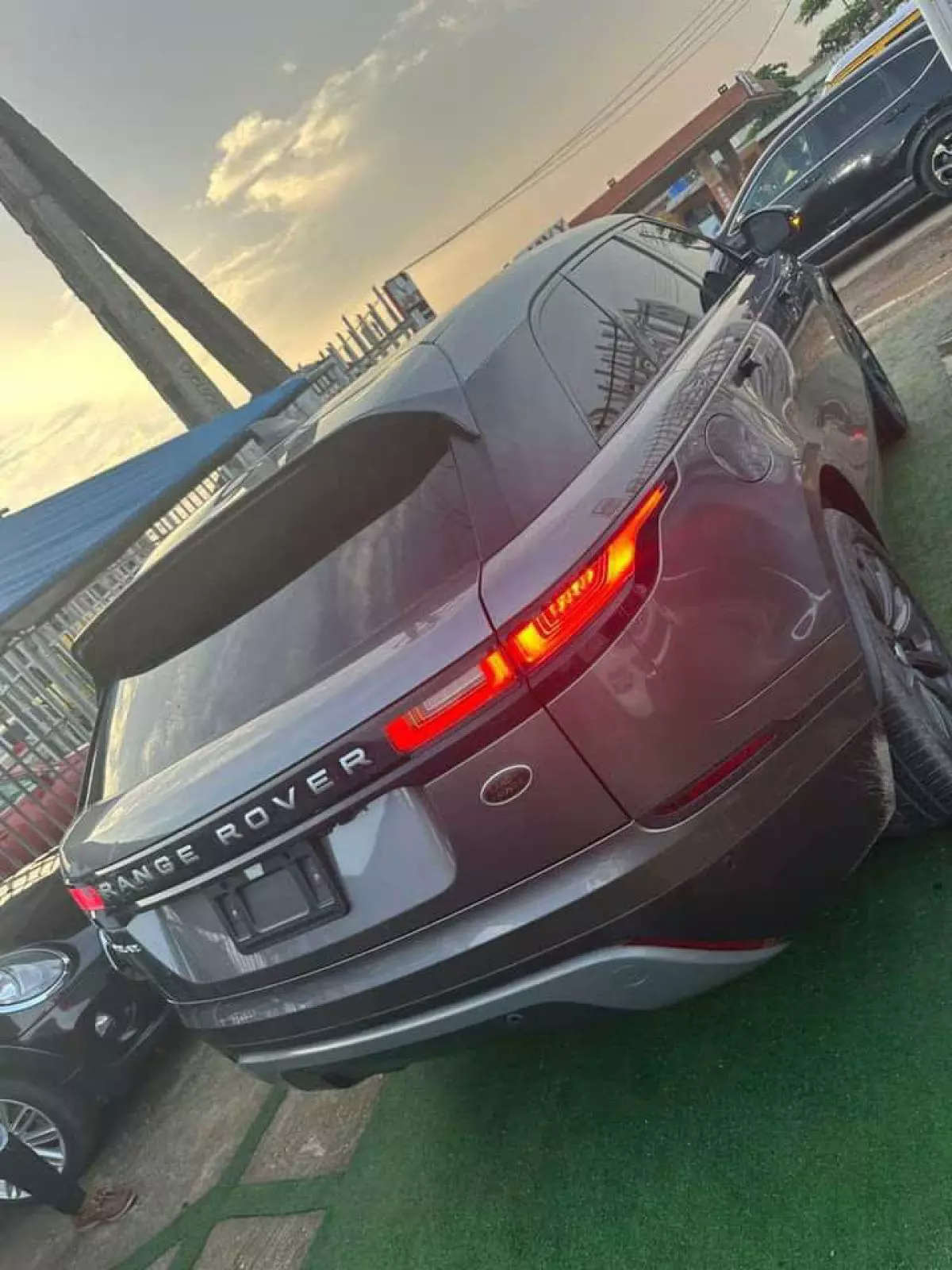 car Right Back