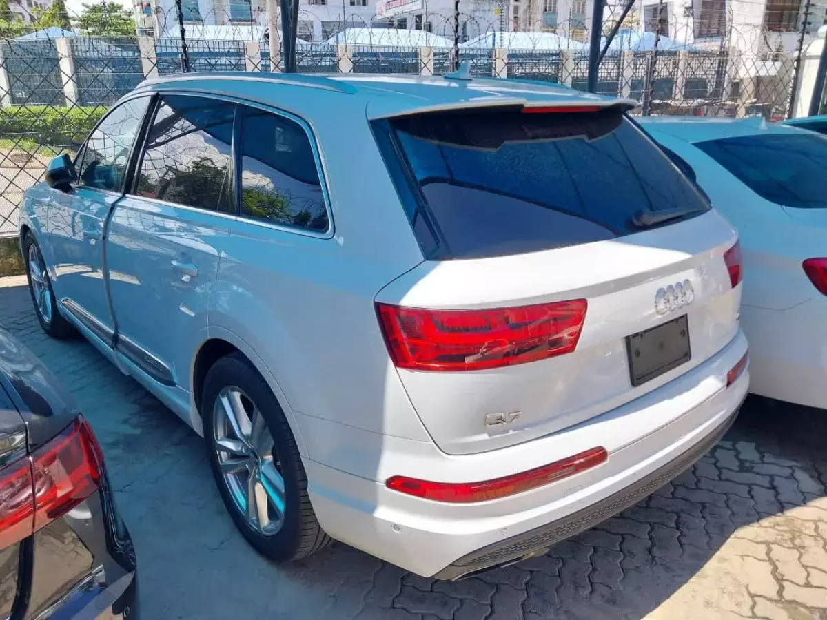 car Left Back
