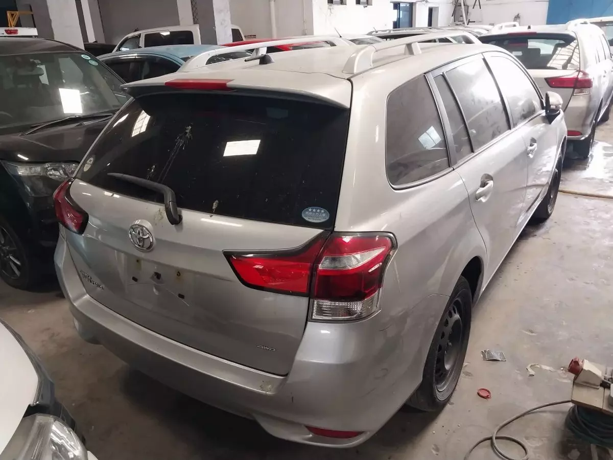 car Right Back