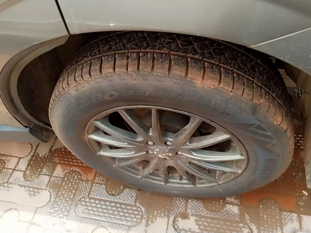 tyre2