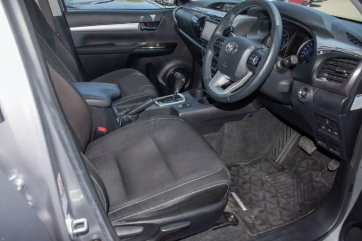 interiorBack