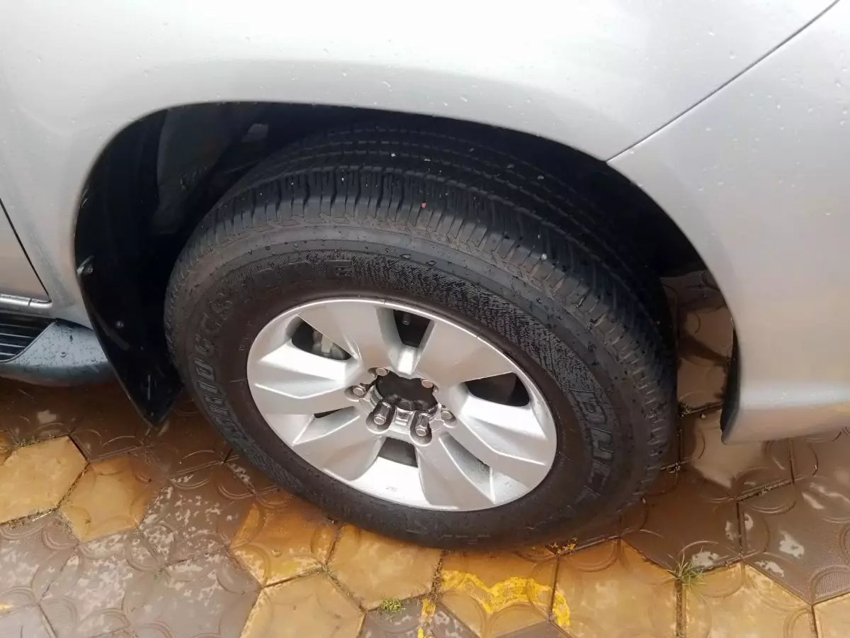 tyre2