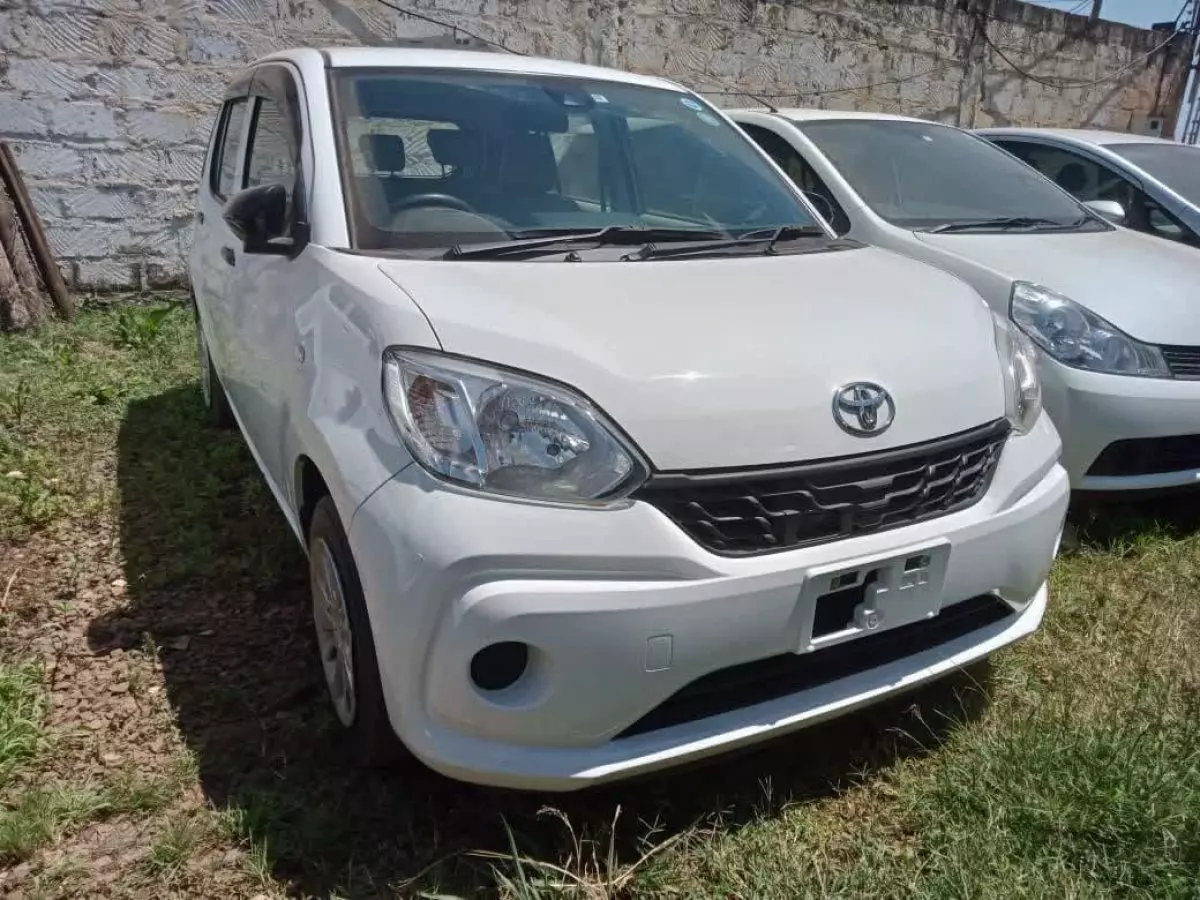 Toyota Passo - 2016