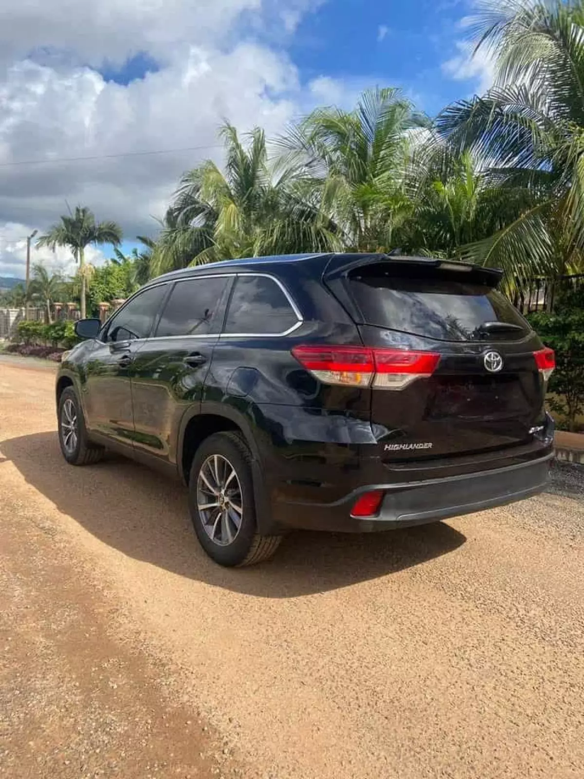 car Right Back