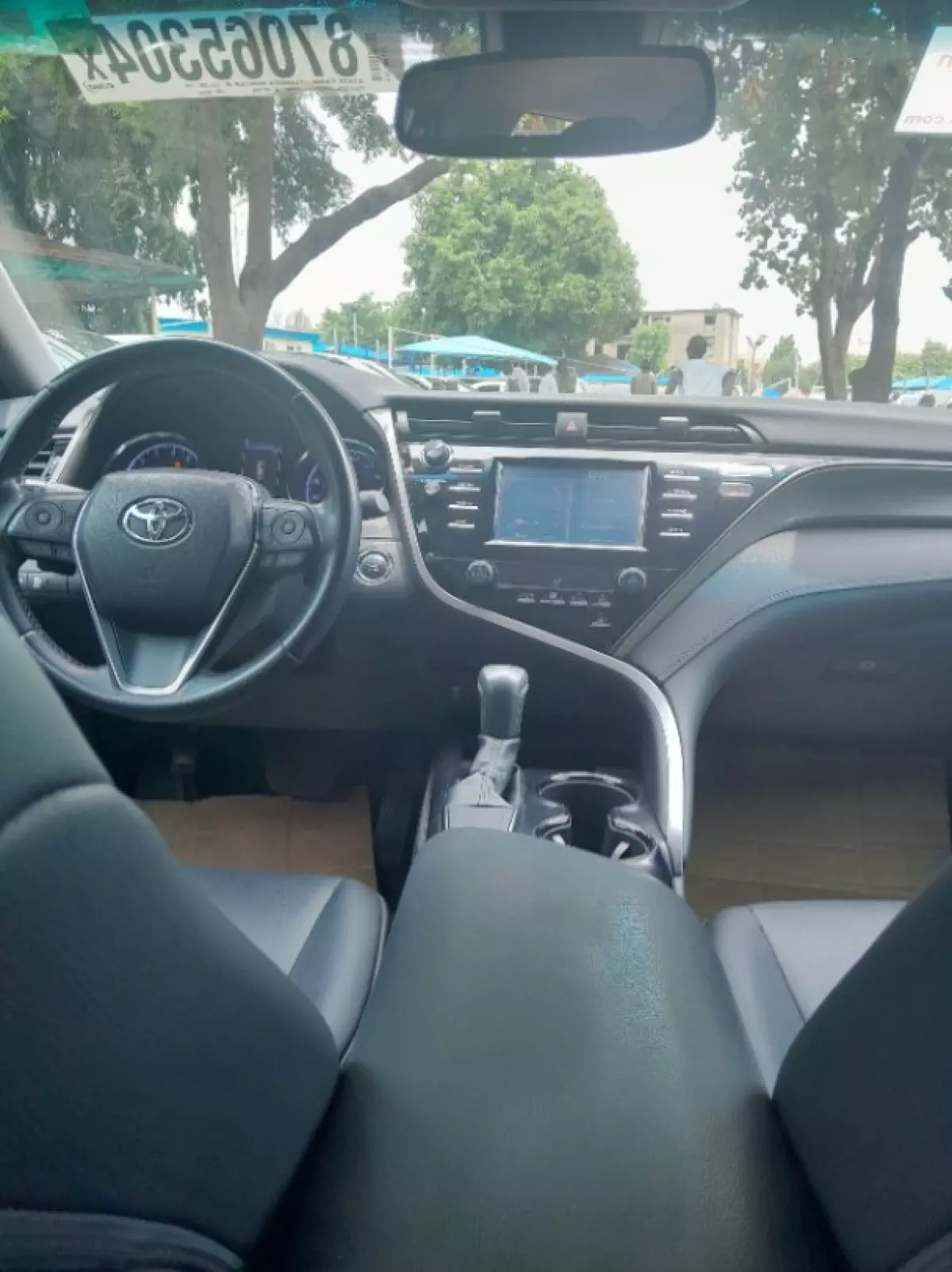 interiorFront