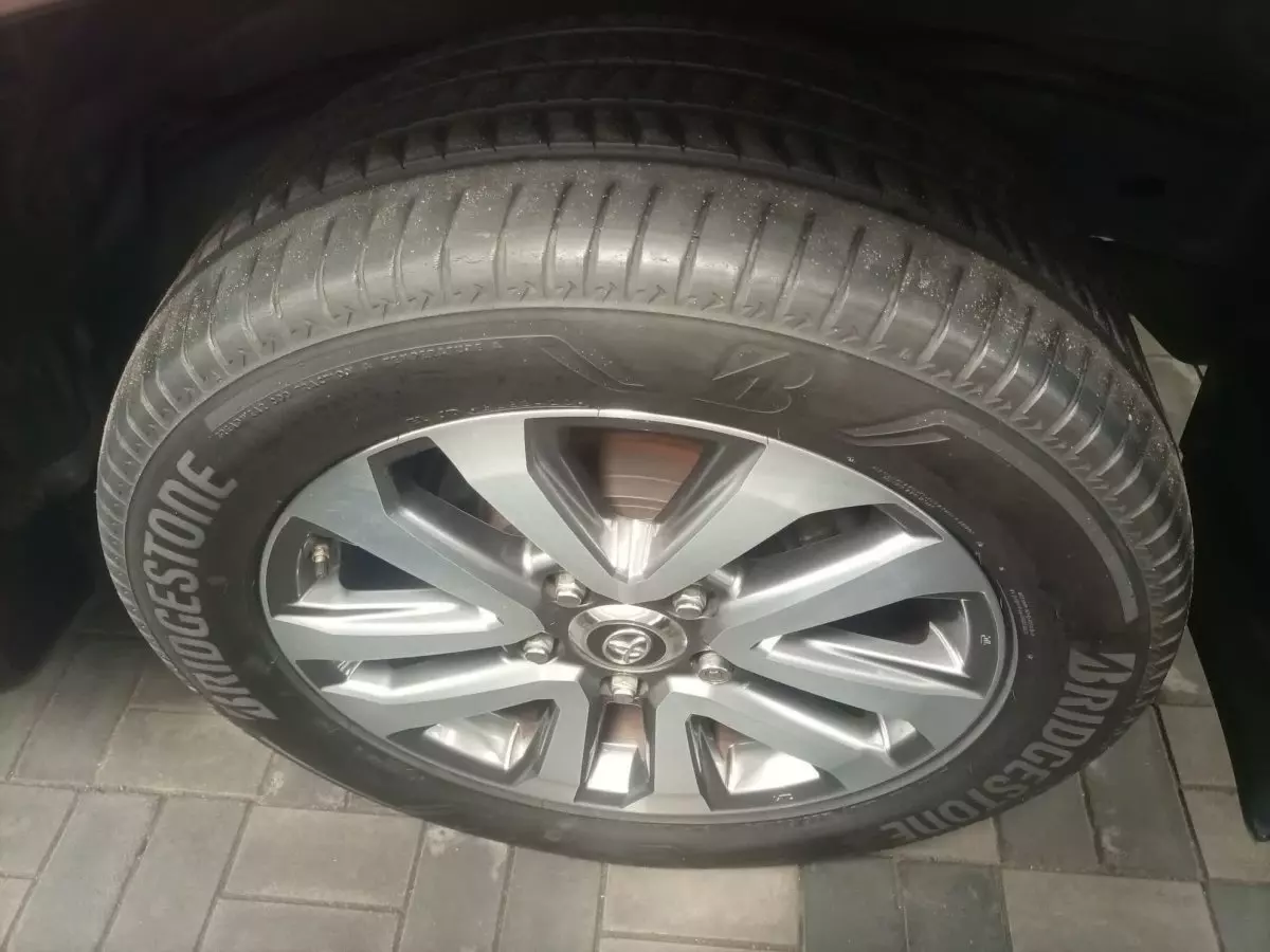 tyre1