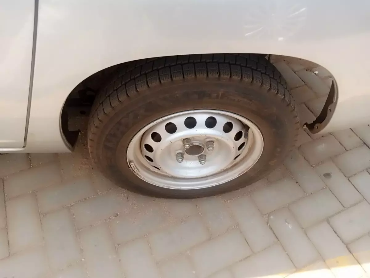 tyre2