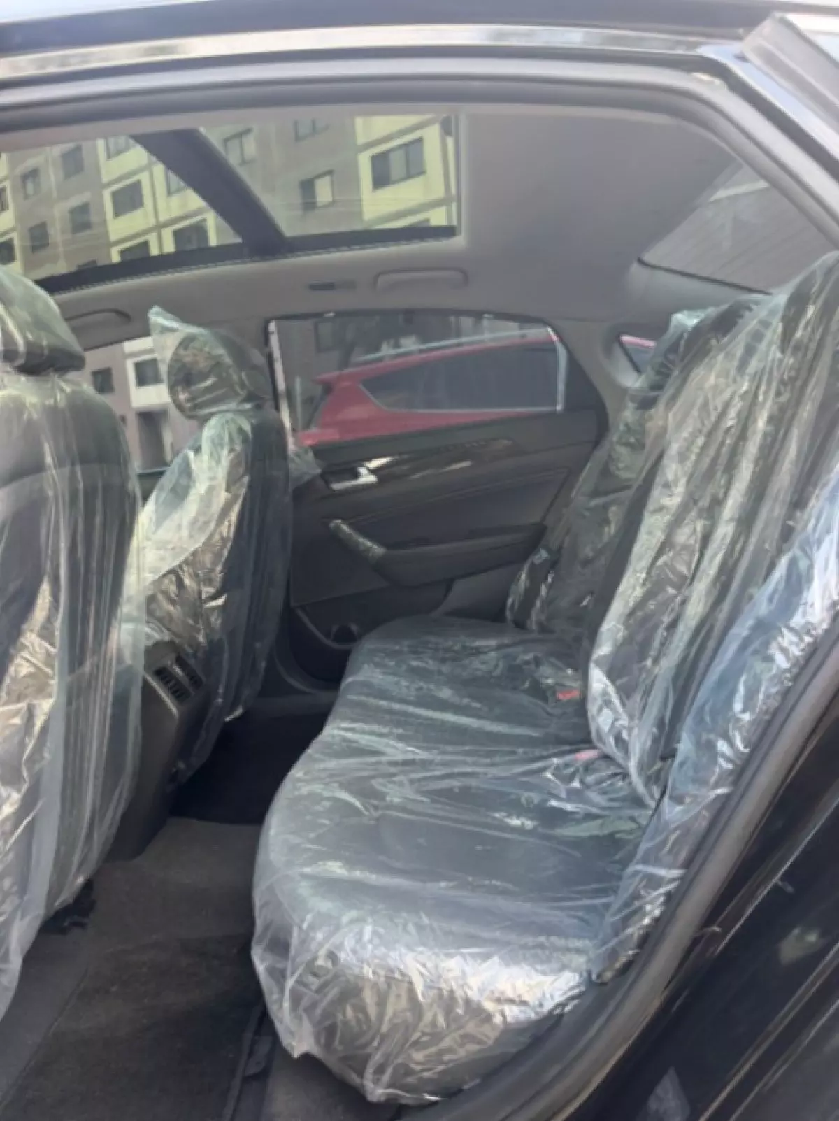 interiorBack