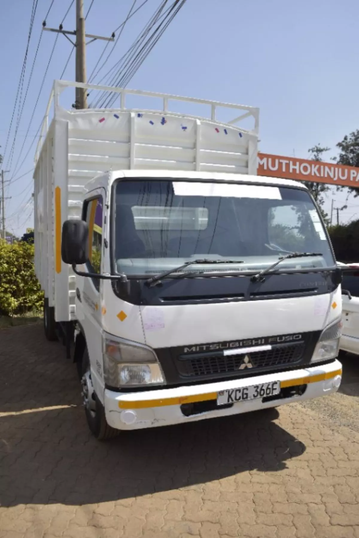 Mitsubishi Canter - 2015