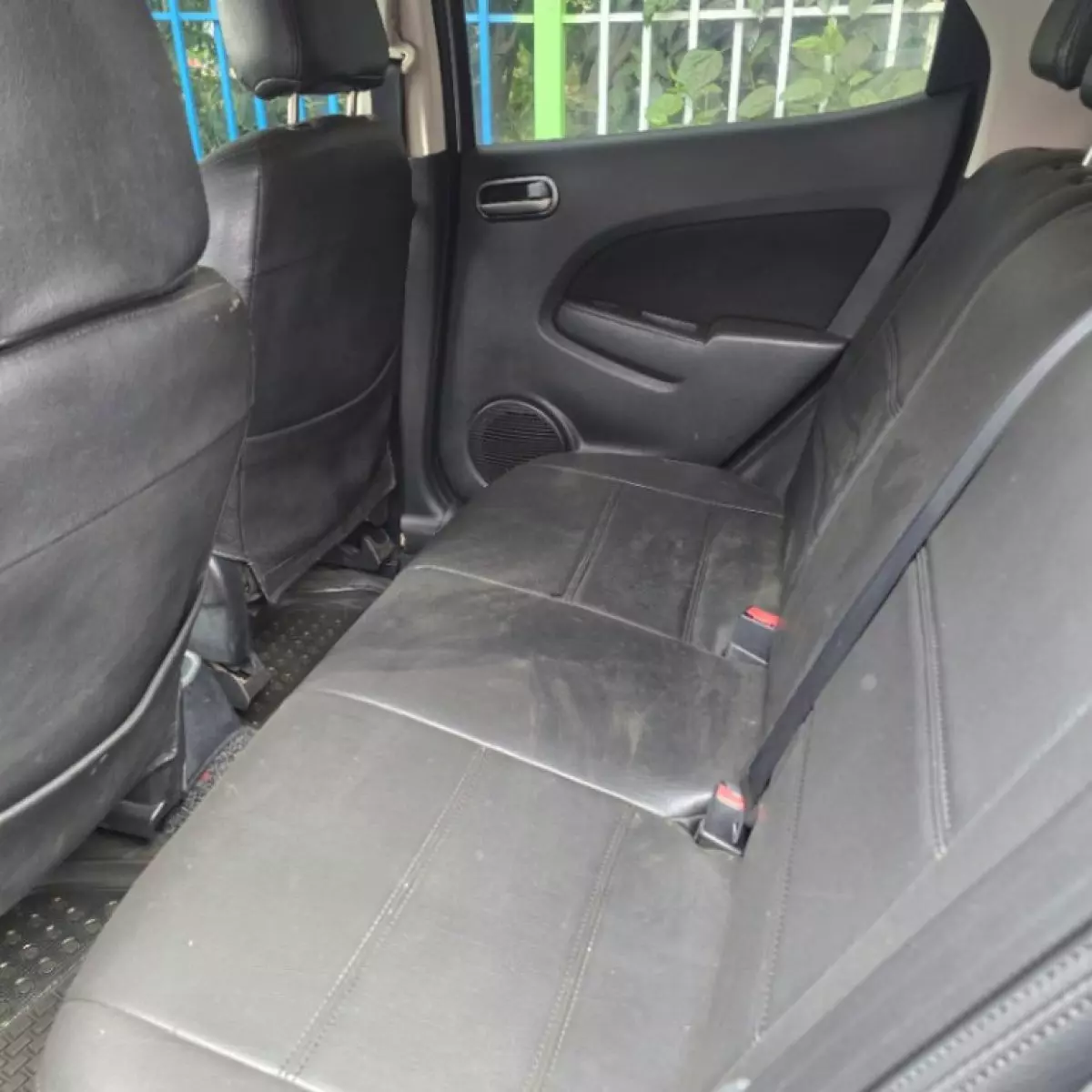 interiorBack