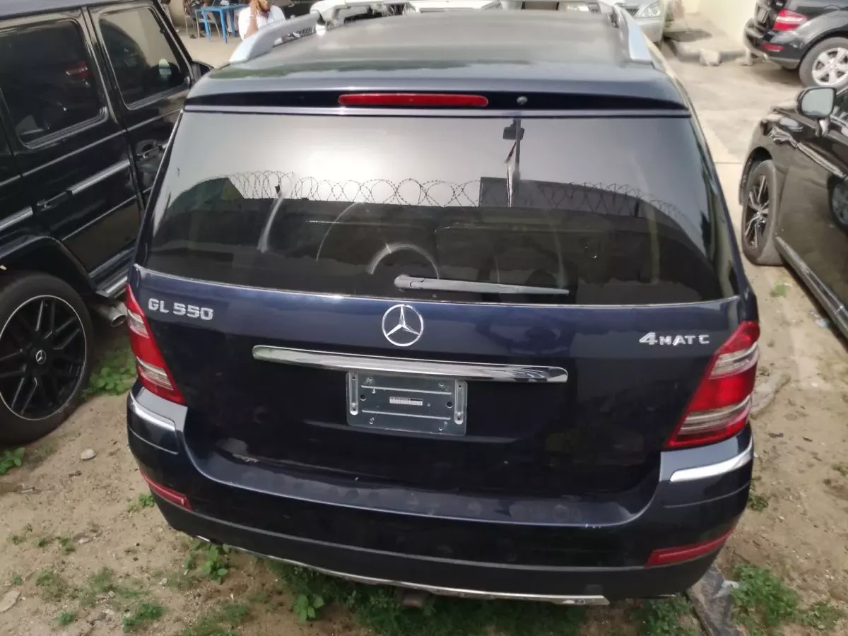 car Back