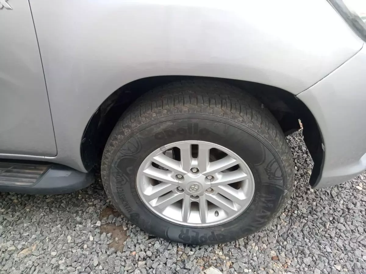tyre0