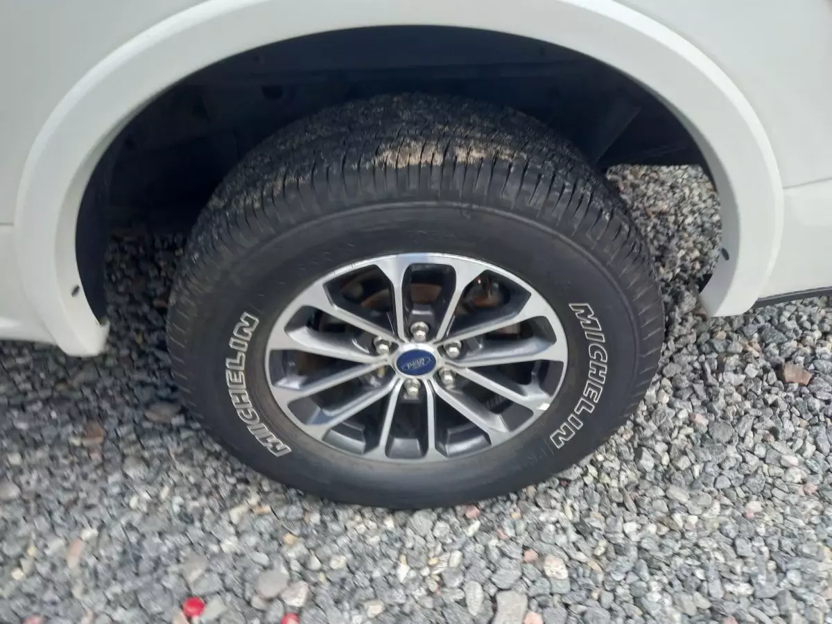 tyre0