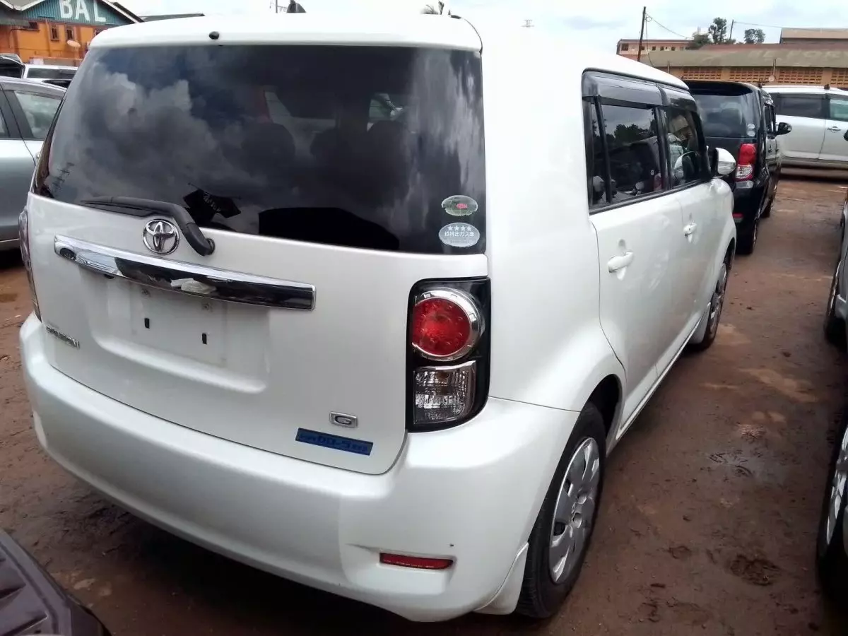 car Left Back