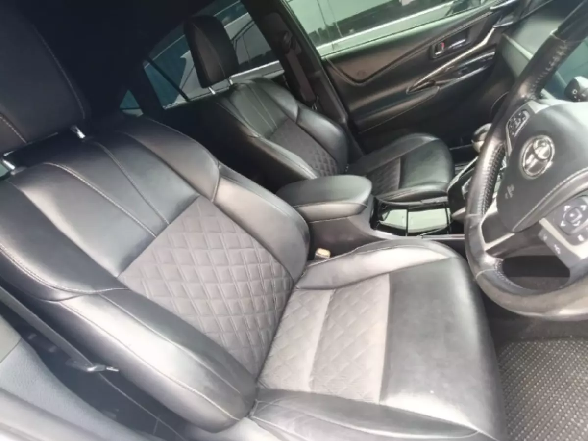 interiorBack