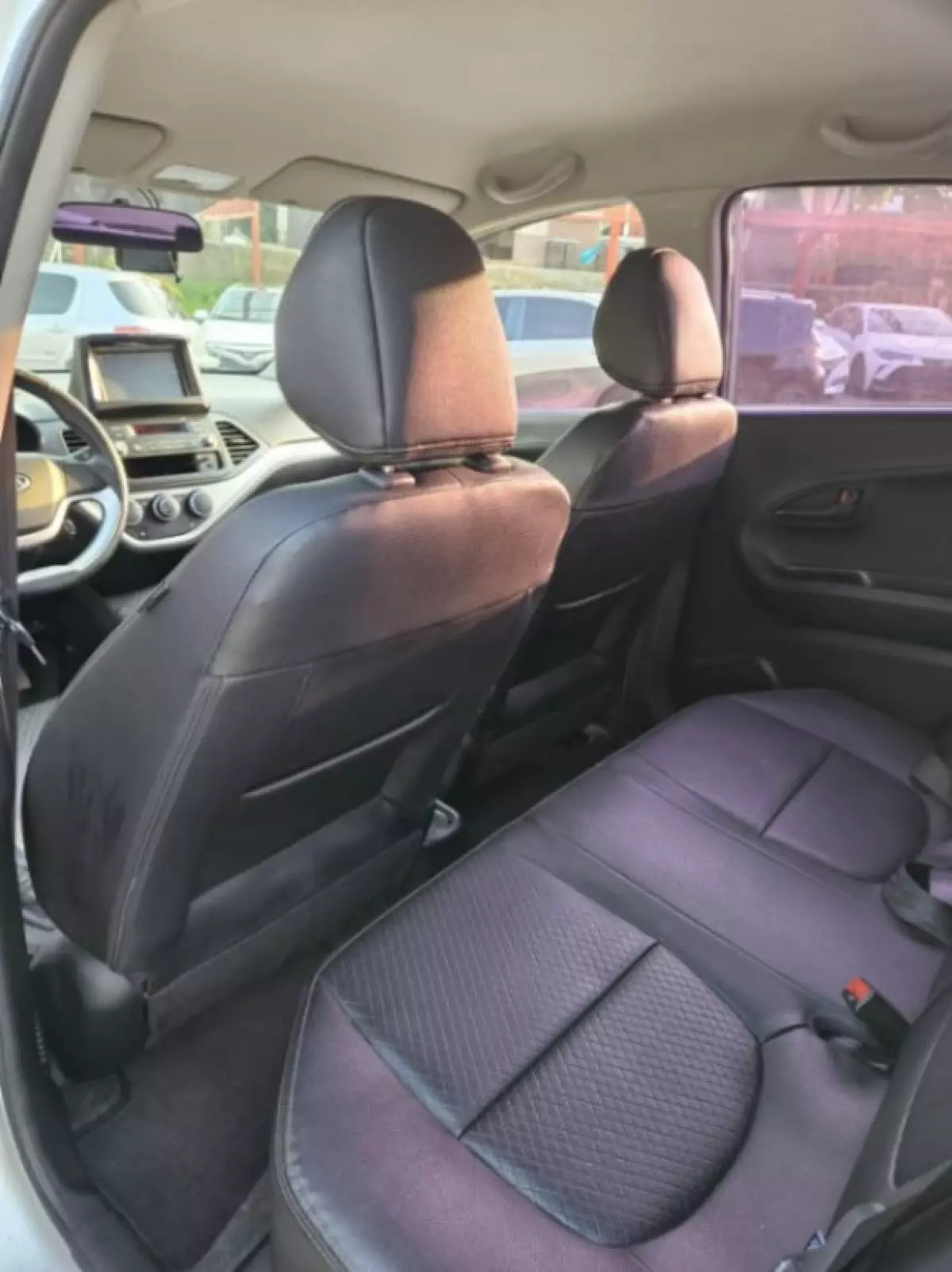 interiorBack