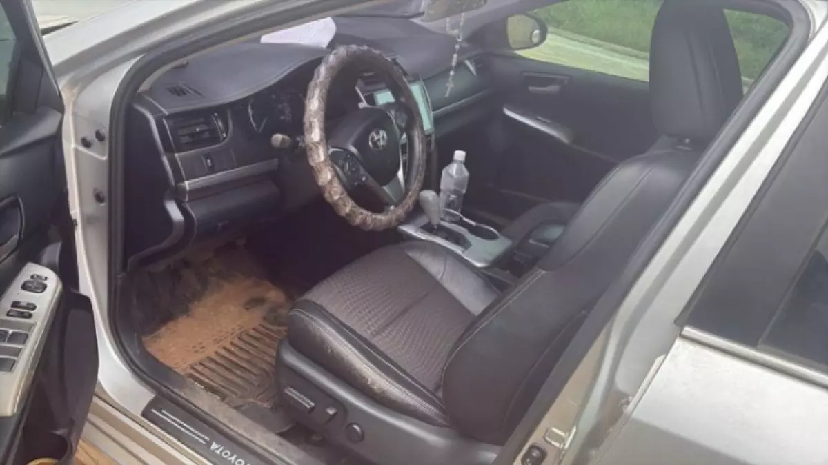 interiorFront