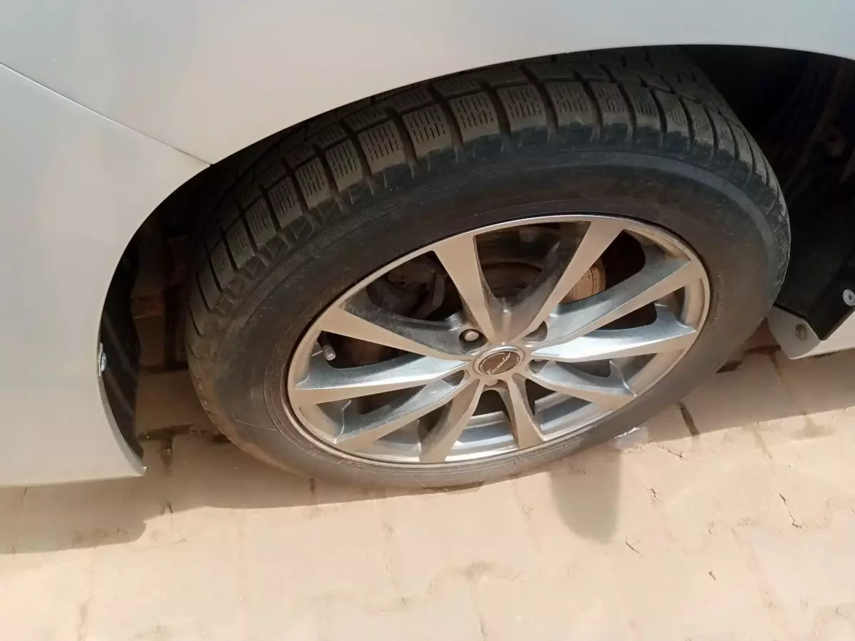 tyre1