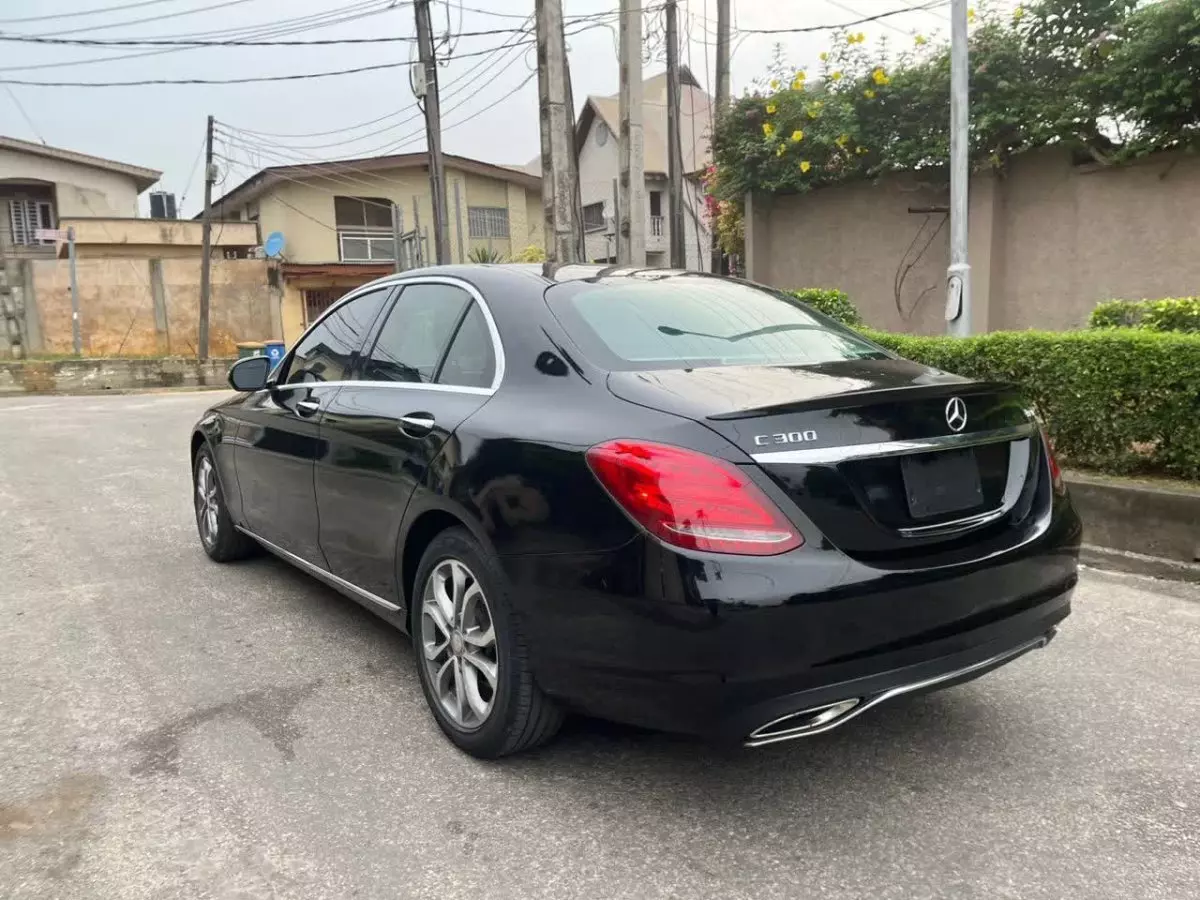 car Back