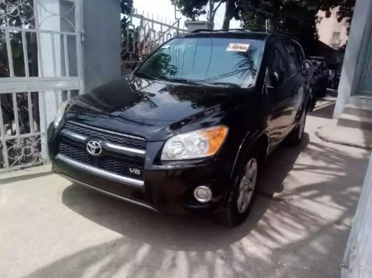 Toyota RAV 4 - 2011