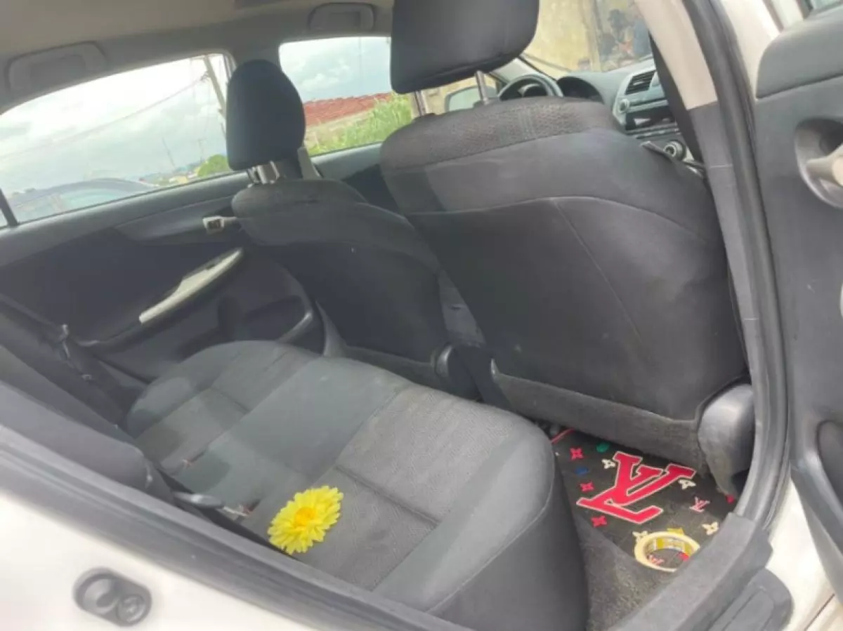 interiorBack