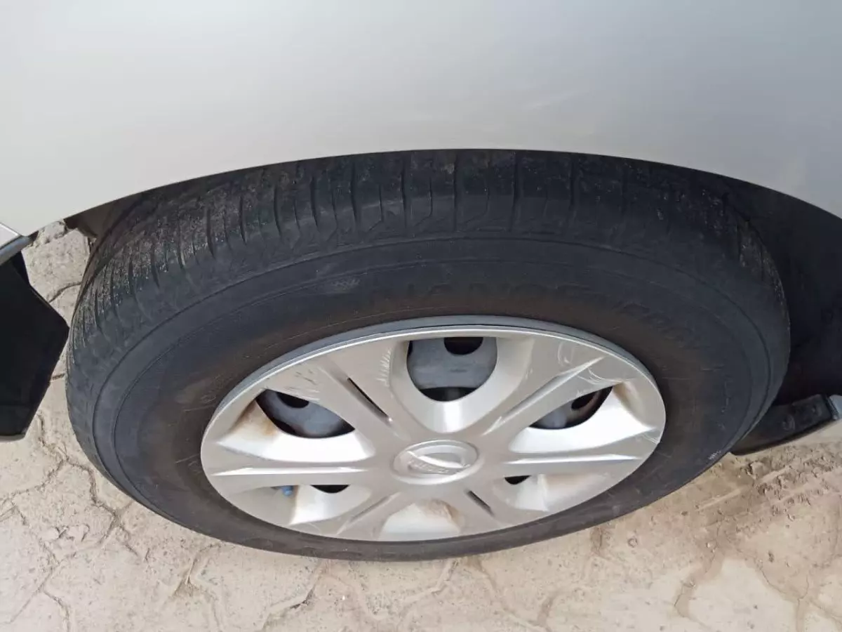 tyre2