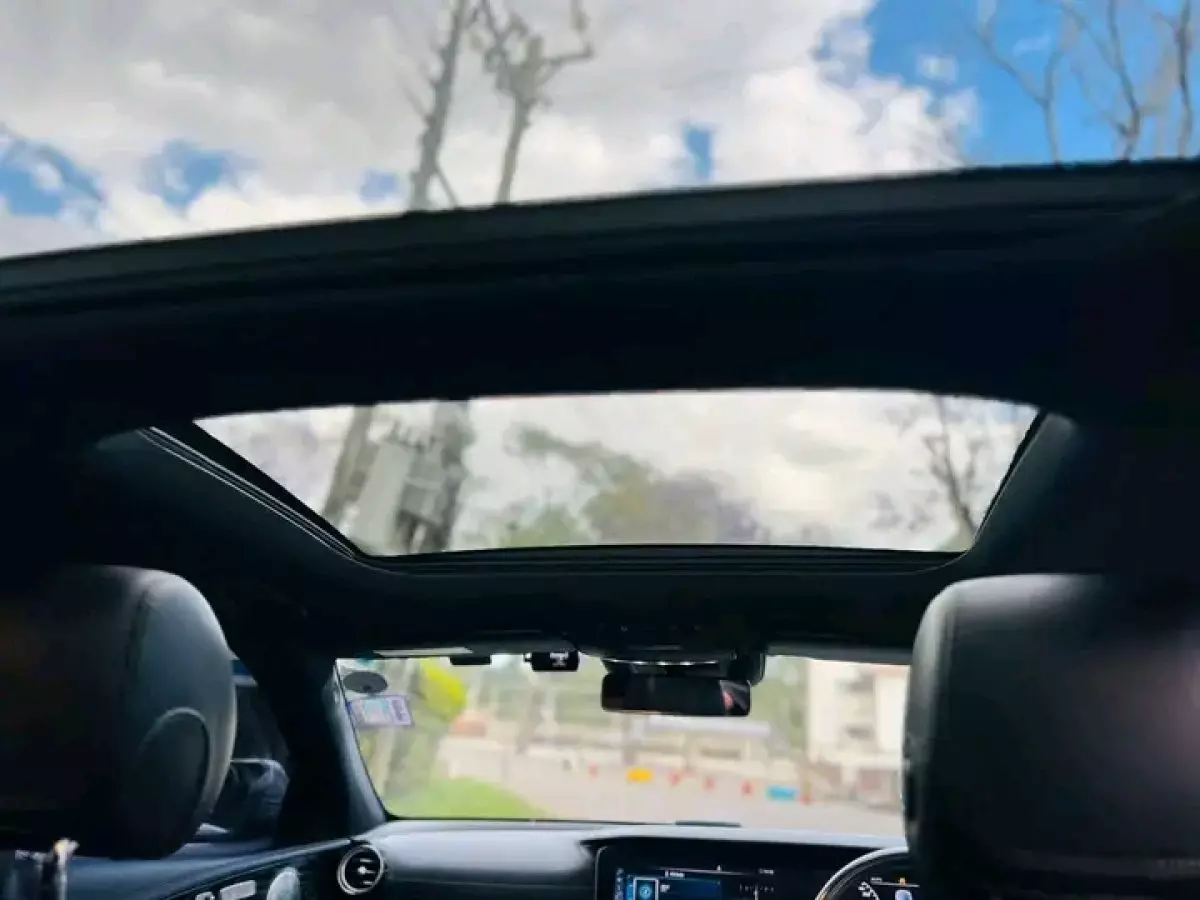 sunroof