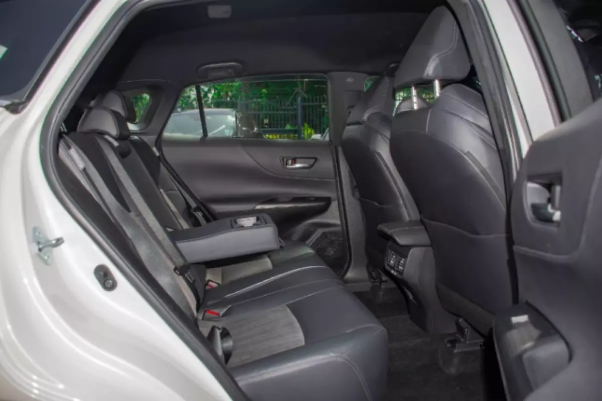 interiorBack