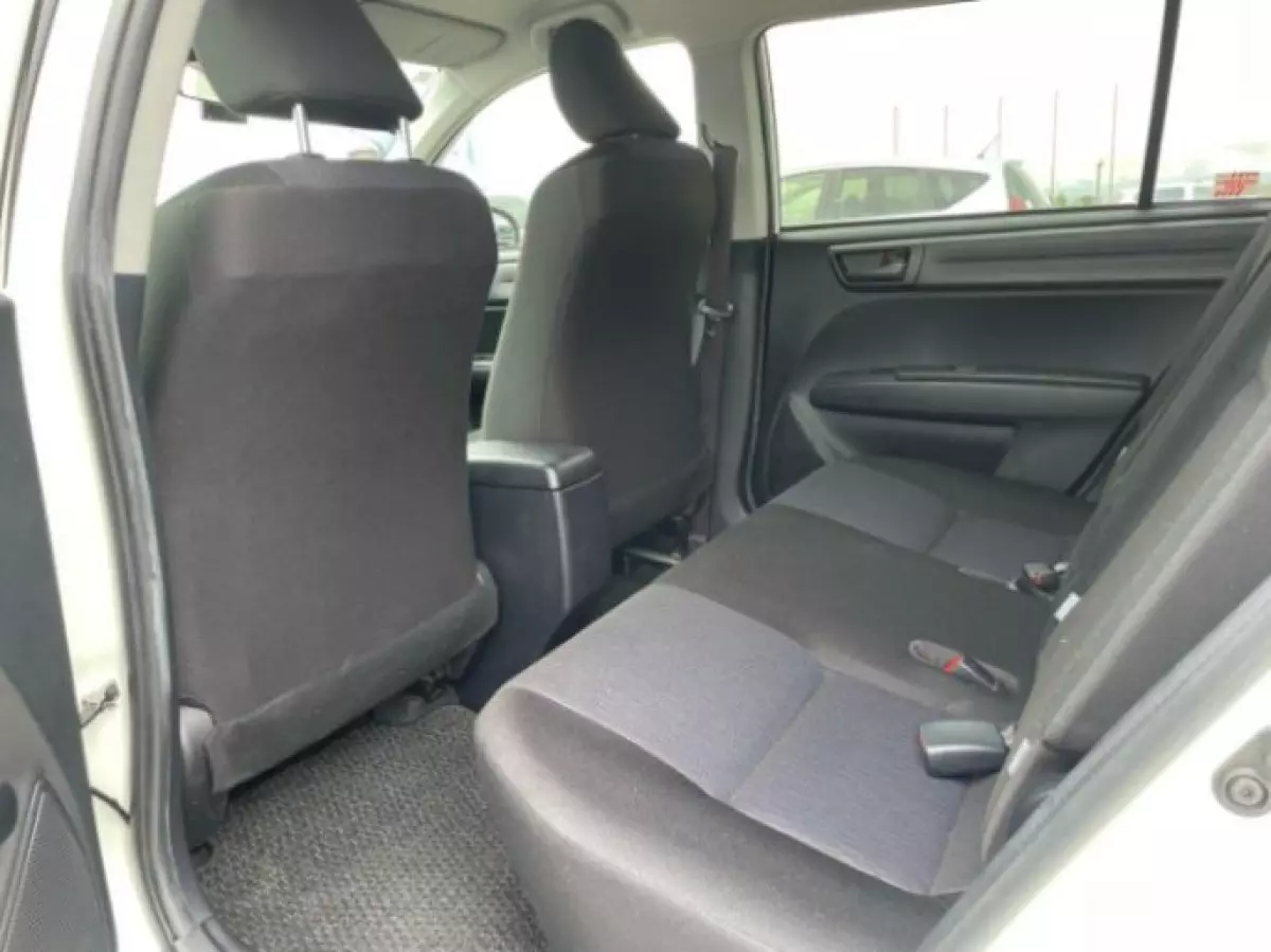 interiorBack
