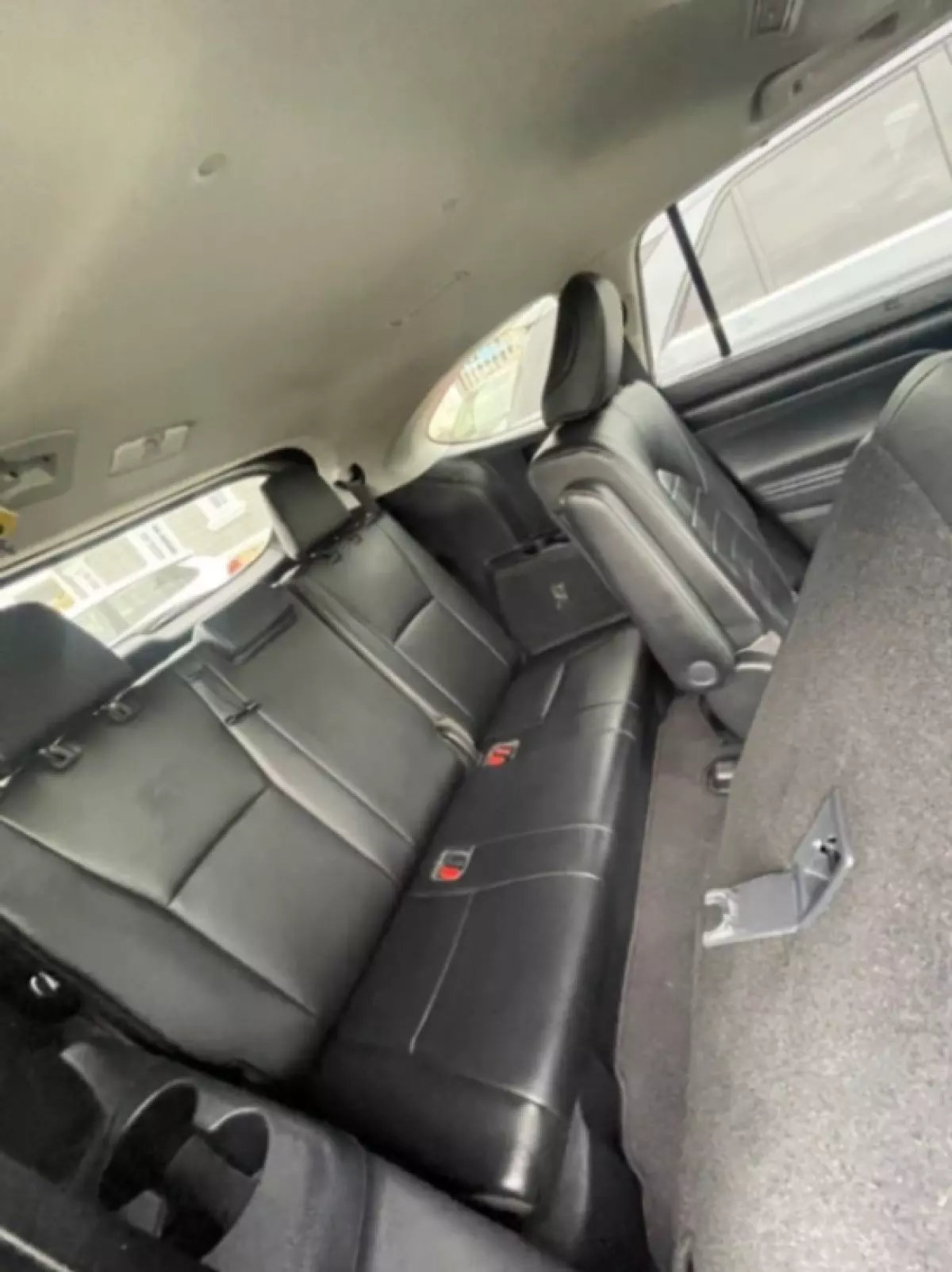 interiorBack
