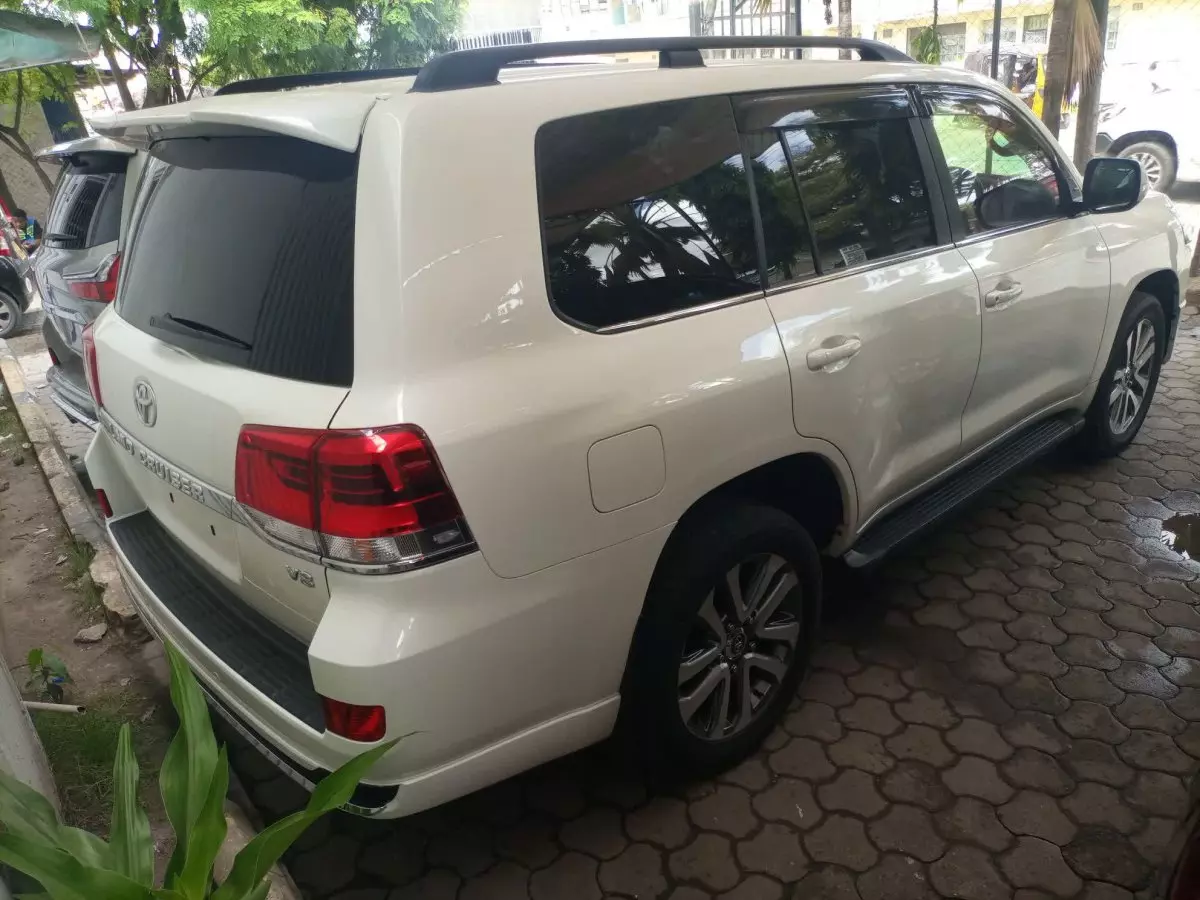 car Left
