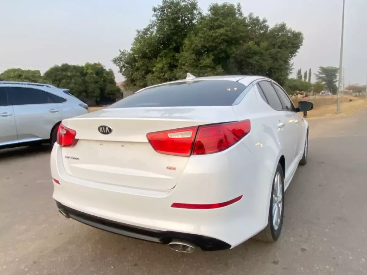 car Back
