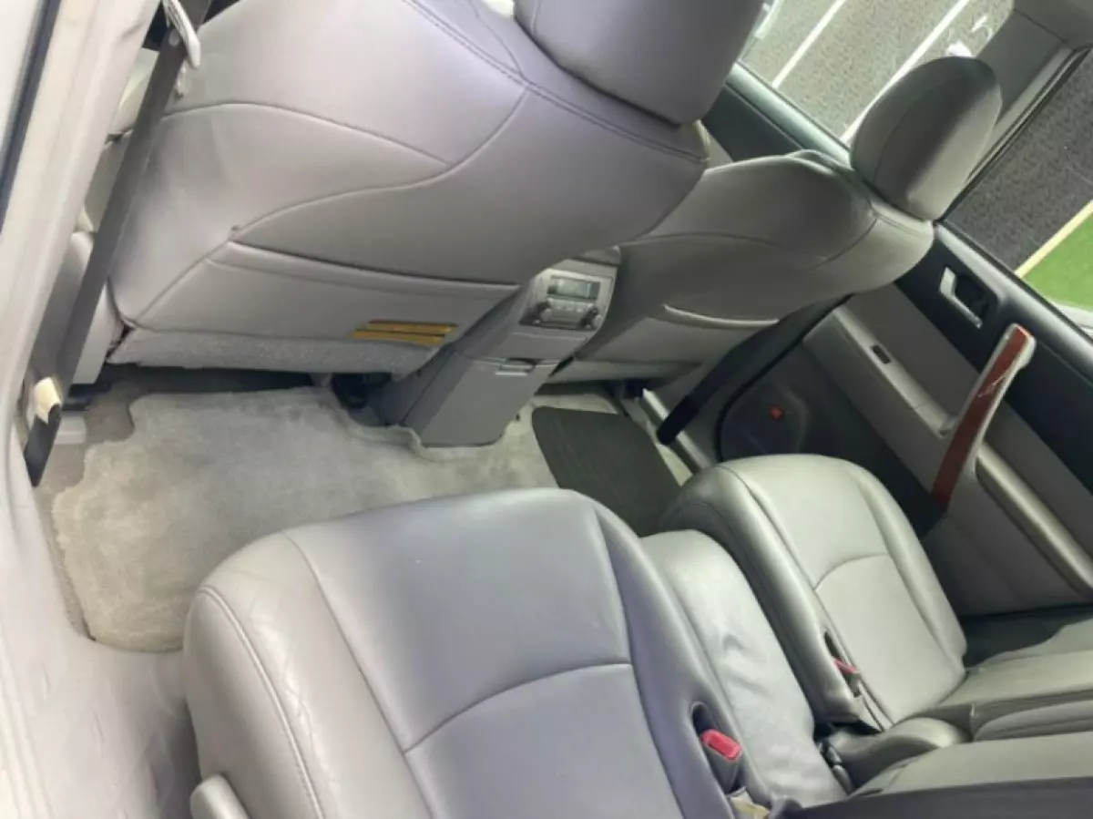 interiorBack