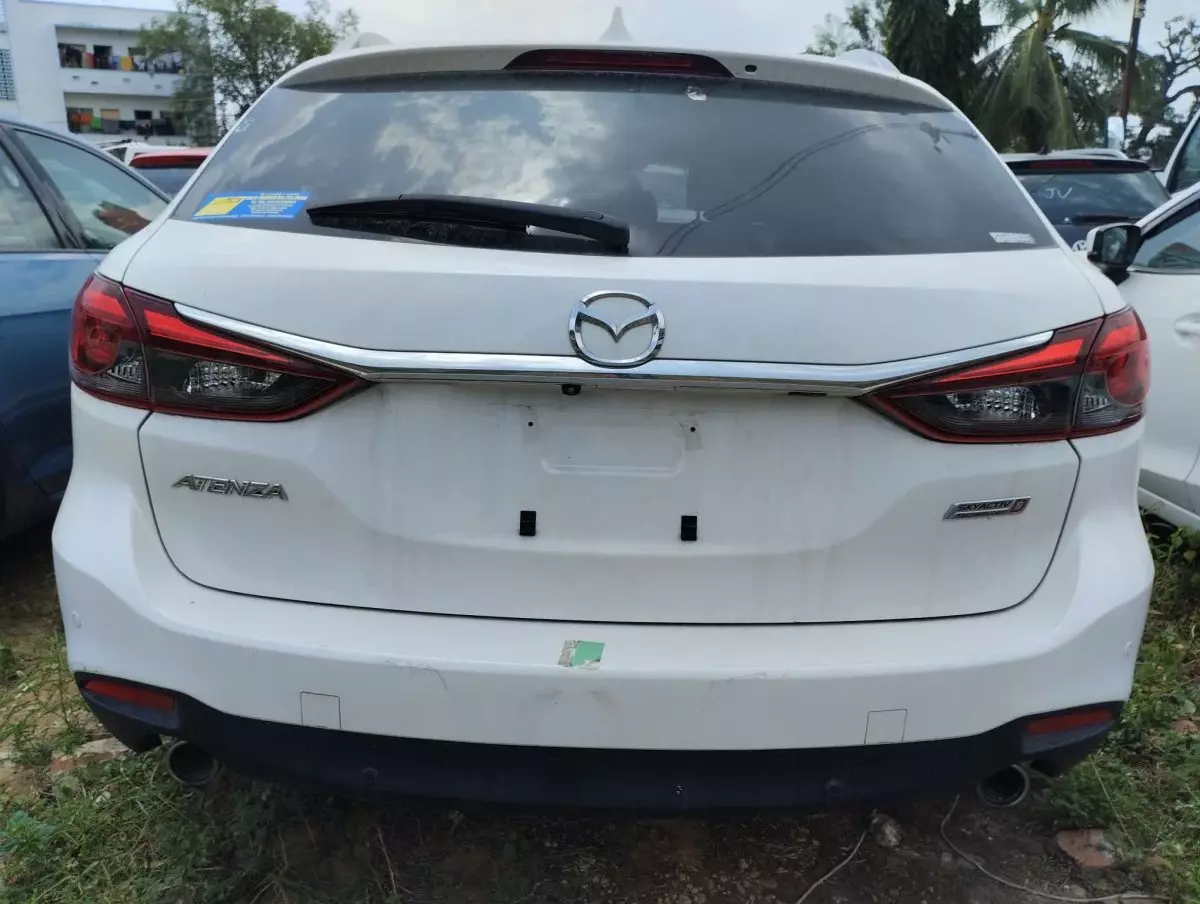 car Back