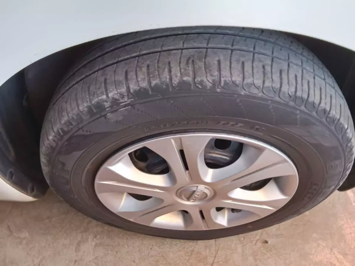 tyre2