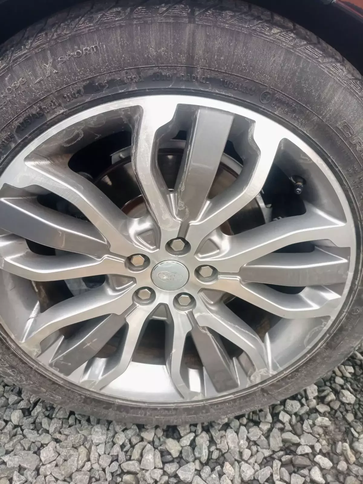 tyre1